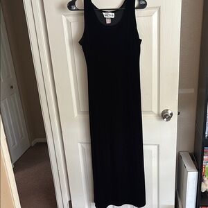 Elegant Black Sleeveless Maxi Dress